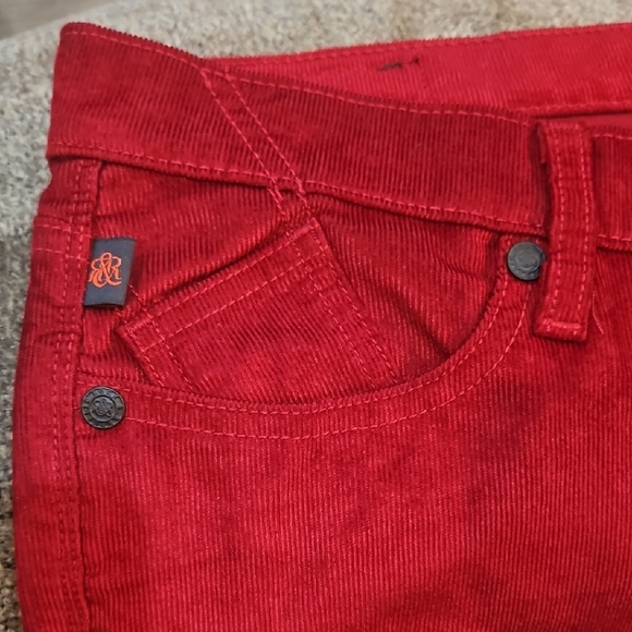 Rock & Republic Crimson Red Corduroy tight Leg Pants. Size 16M - Picture 9 of 10